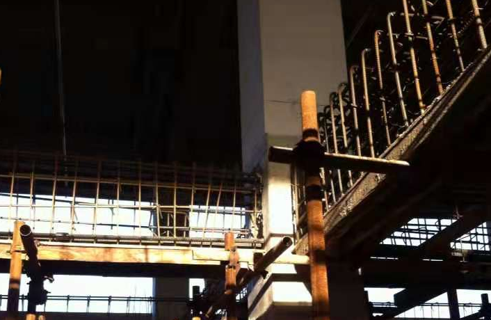 南京一厂房梁柱截面加大施工